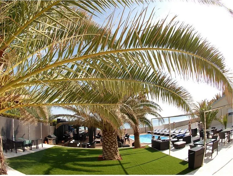 酒店 Paradise Resort Vanesa 维尔